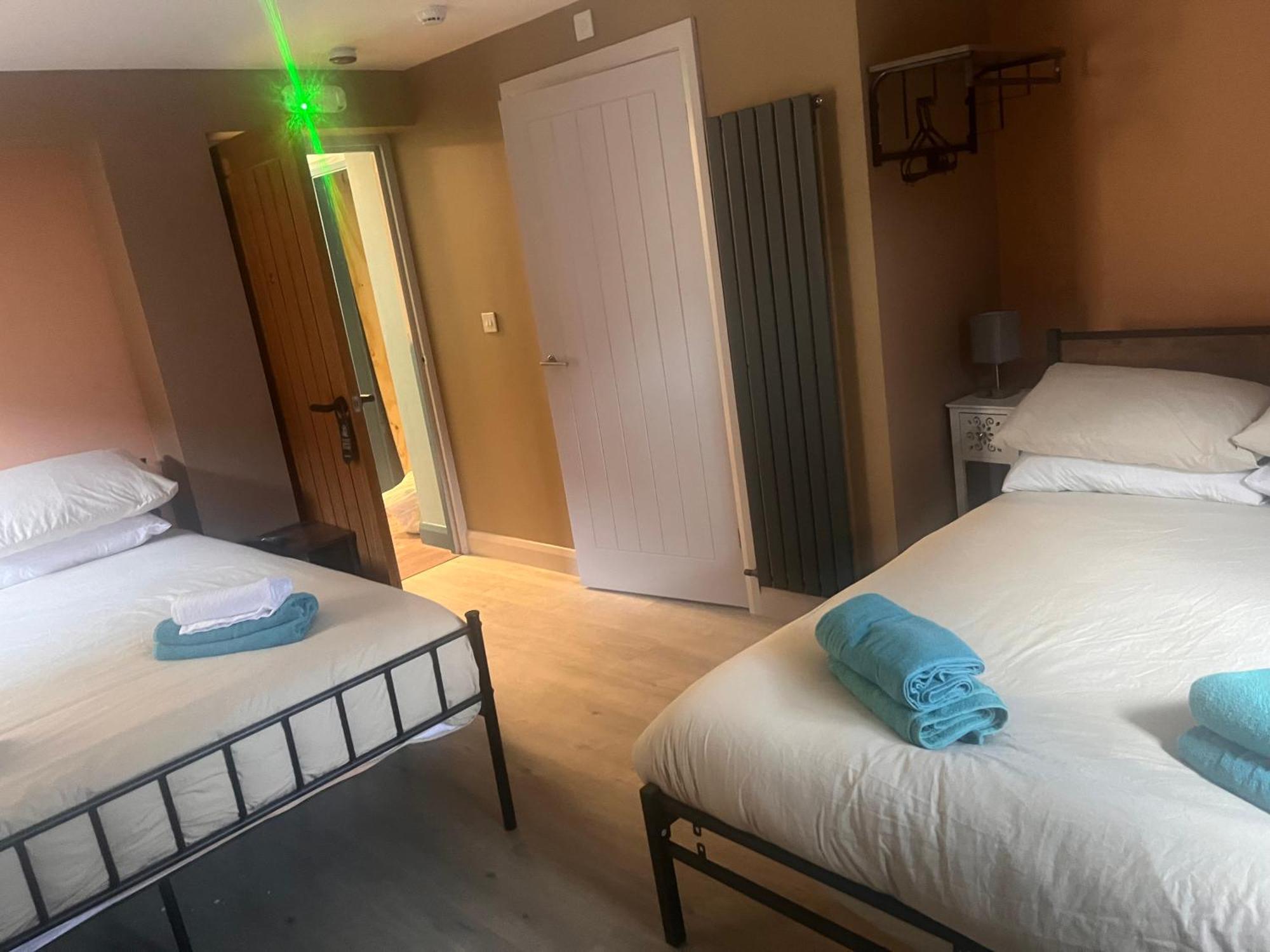 Hotel Tumbledown