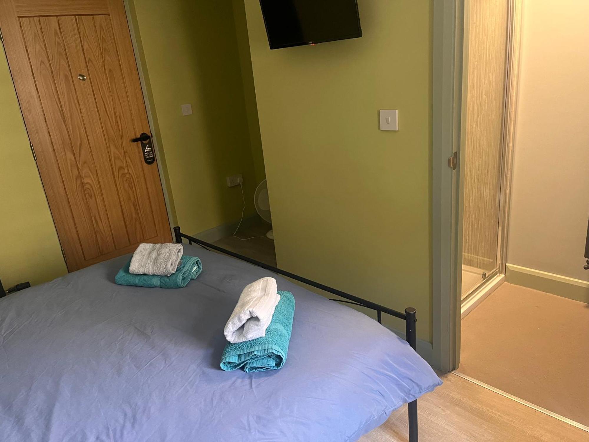 Tumbledown Hotel 4*